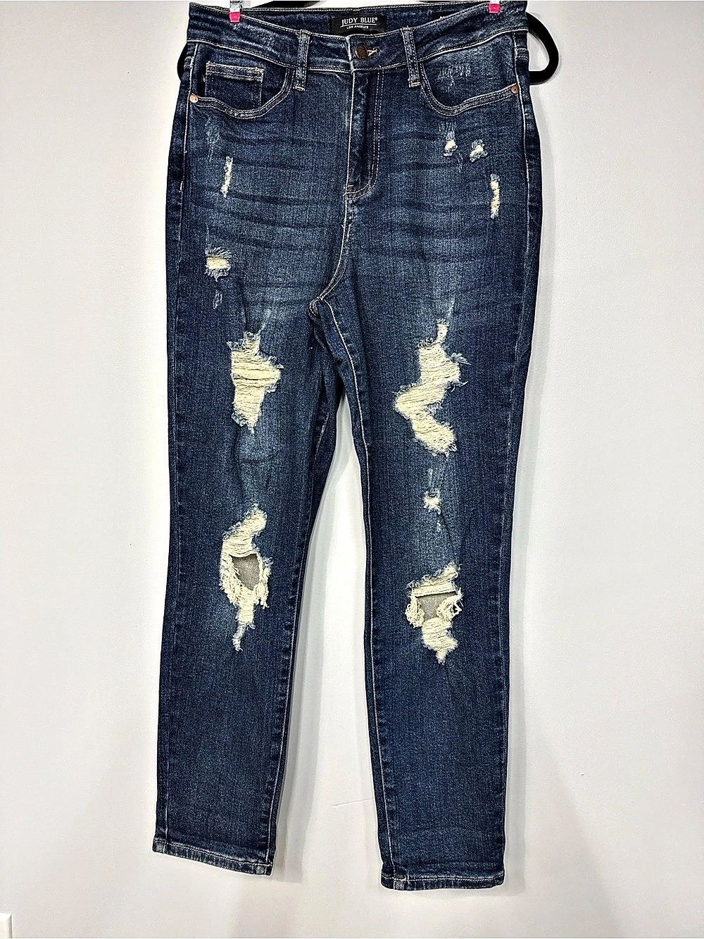 Judy Blue Boyfriend Fit Distressed Jeans in Blue Waist 7/28